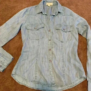 Coth & Stone Women's Denim Button Down white wash top extra small